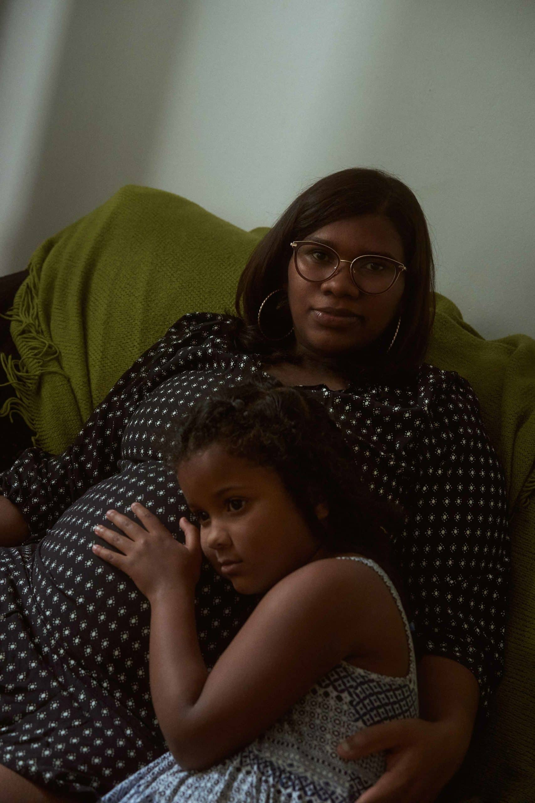 Informe sobre mujeres embarazadas migrantes: ¿qué avances en su acceso a los cuidados de salud?